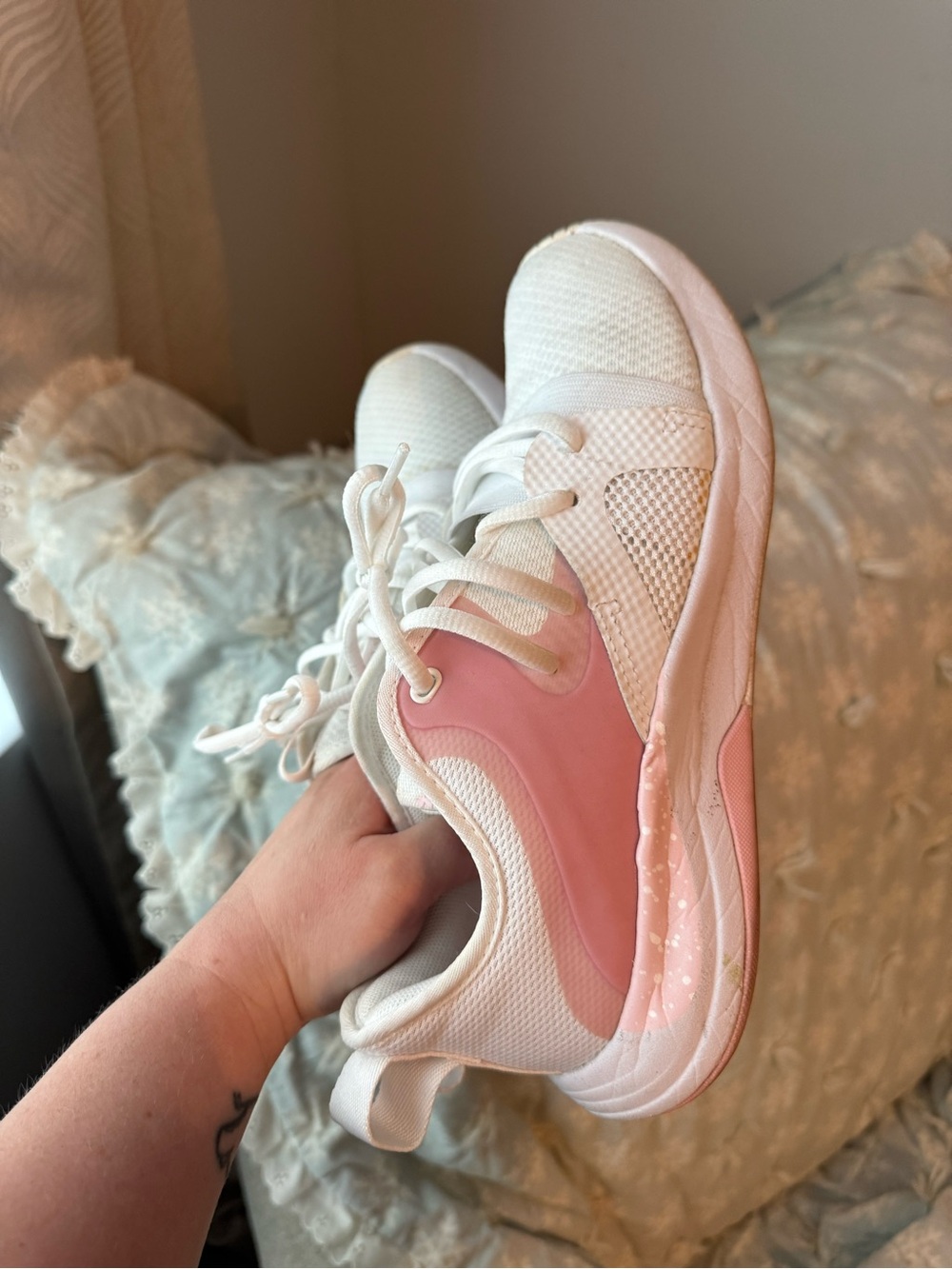 Under Armour White and Pink Girls Athletic Sneakers
